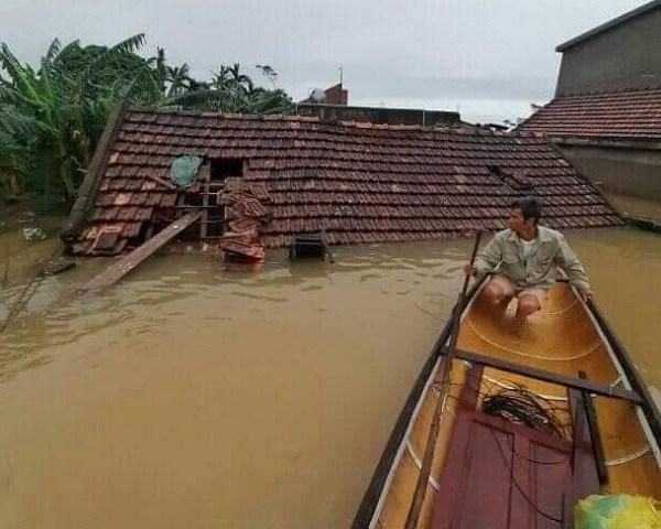 女子在洪水期间发病去世,家人担心尸体被泡将棺材吊在屋顶3天休闲区蓝鸢梦想 - Www.slyday.coM 女子在洪水期间发病去世,家人担心尸体被泡将棺材吊在屋顶3天休闲区蓝鸢梦想 - Www.slyday.coM