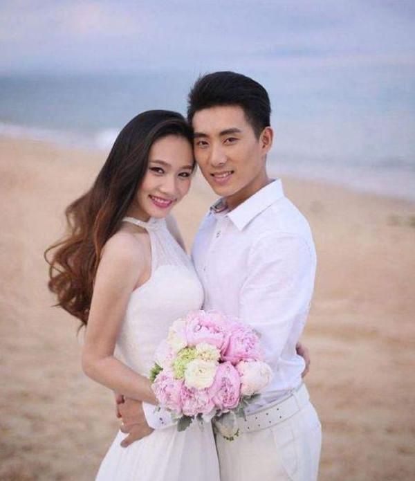 她身高1.48是体操女神 倒追奥运冠军滕海滨8年 如今终于修成正果