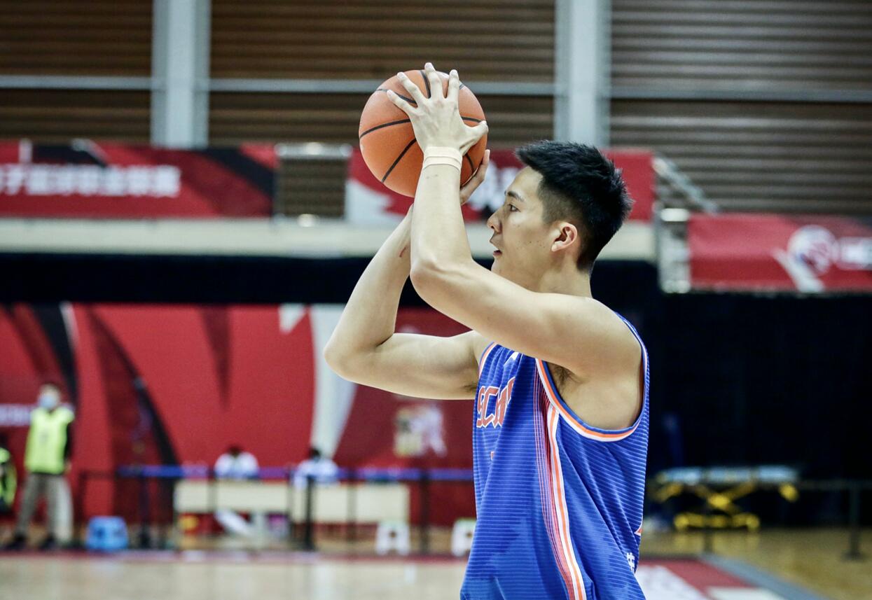 26分钟轰204三分朱松玮成四川大败亮点他一战已比张宁三战强