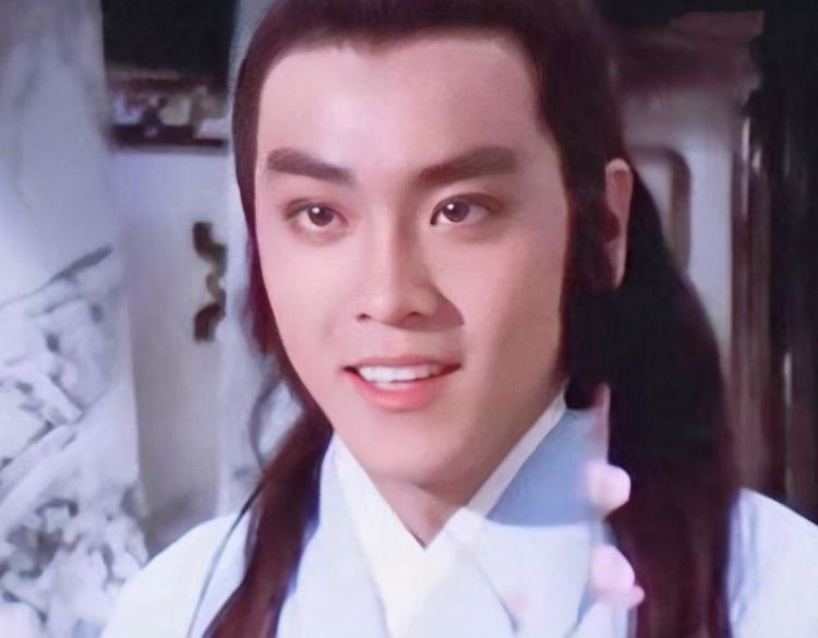 尔冬升称古装戏很无聊看到他年轻时照片难怪张曼玉都甘当迷妹