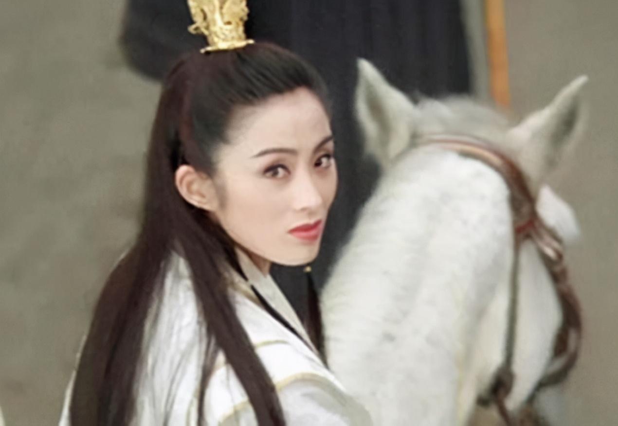 盘点六个版本的赵敏,张敏的回眸,贾静雯的俏皮,你觉得谁最经典