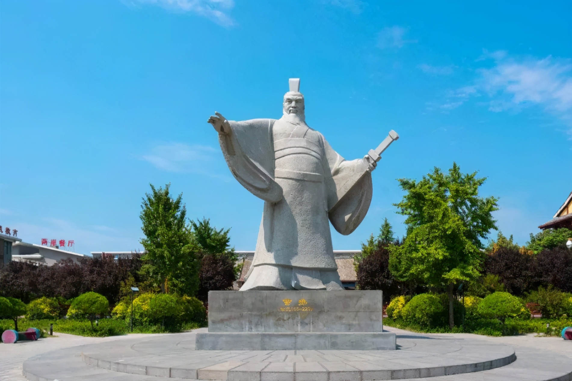 河南耗资2.3亿的古建群,被称许昌"小故宫",距市中心4公里