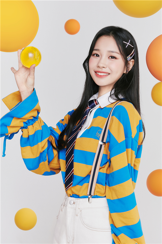 weeekly成员jihan韩智效将于 今日担任《m countdown》特别mc