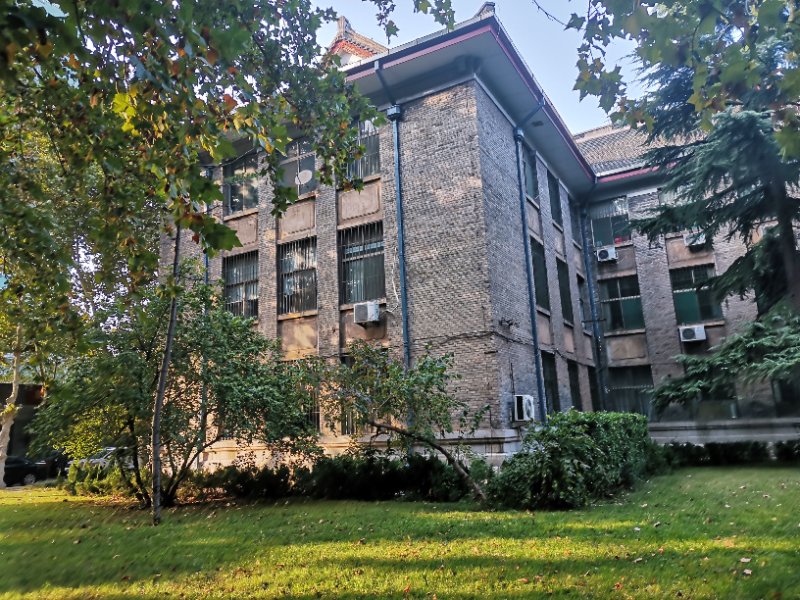 寻找山东最美大学校园山东师范大学杨富应拾光