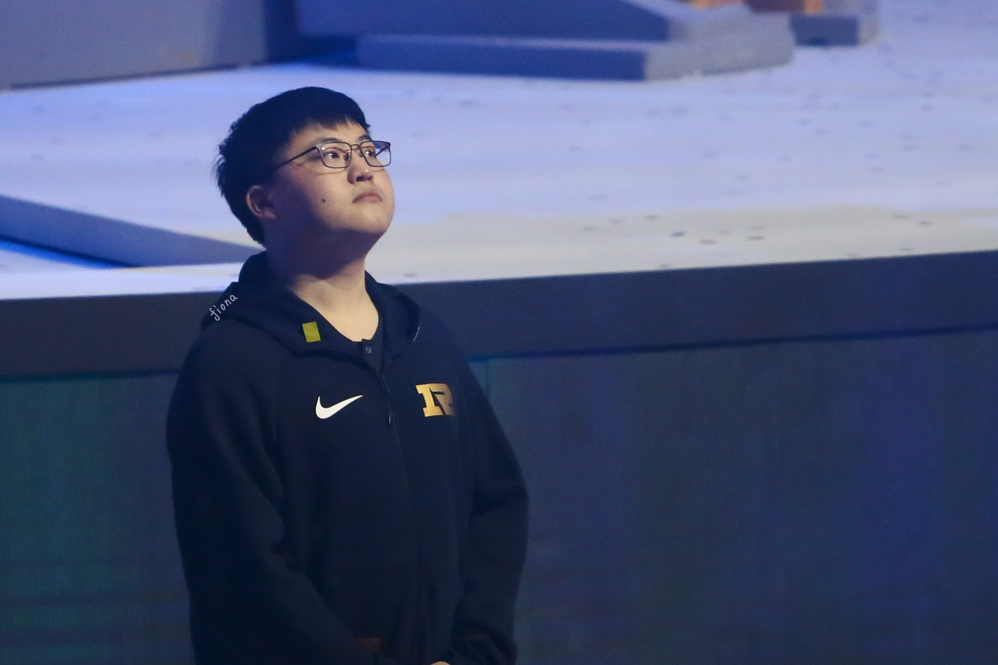 uzi谈复出的可能性不确定因素太多现在很舒服肚子都瘦了