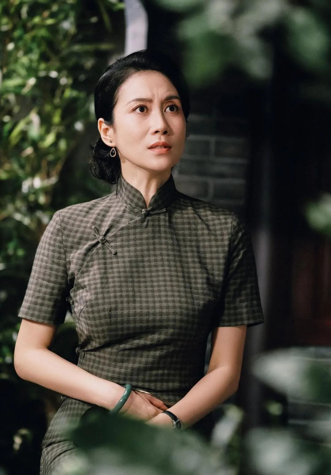 温峥嵘堪称演艺圈传奇她是赵薇的师妹黄磊的学生海清的同学