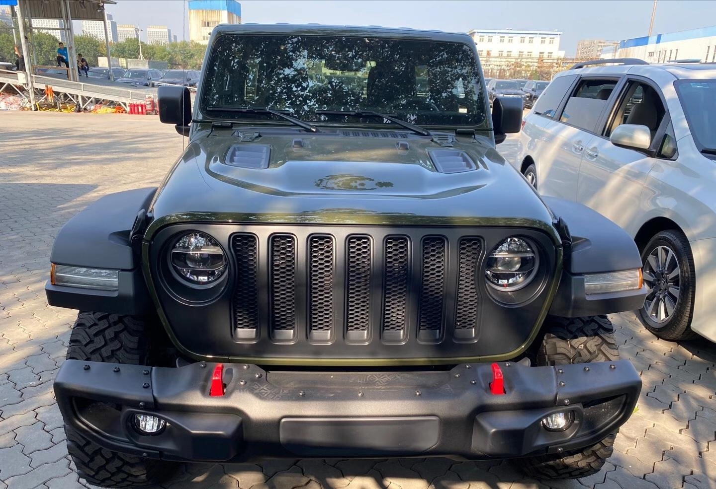 2021款牧马人,2.0t 8at,预售45万,比卫士还帅气