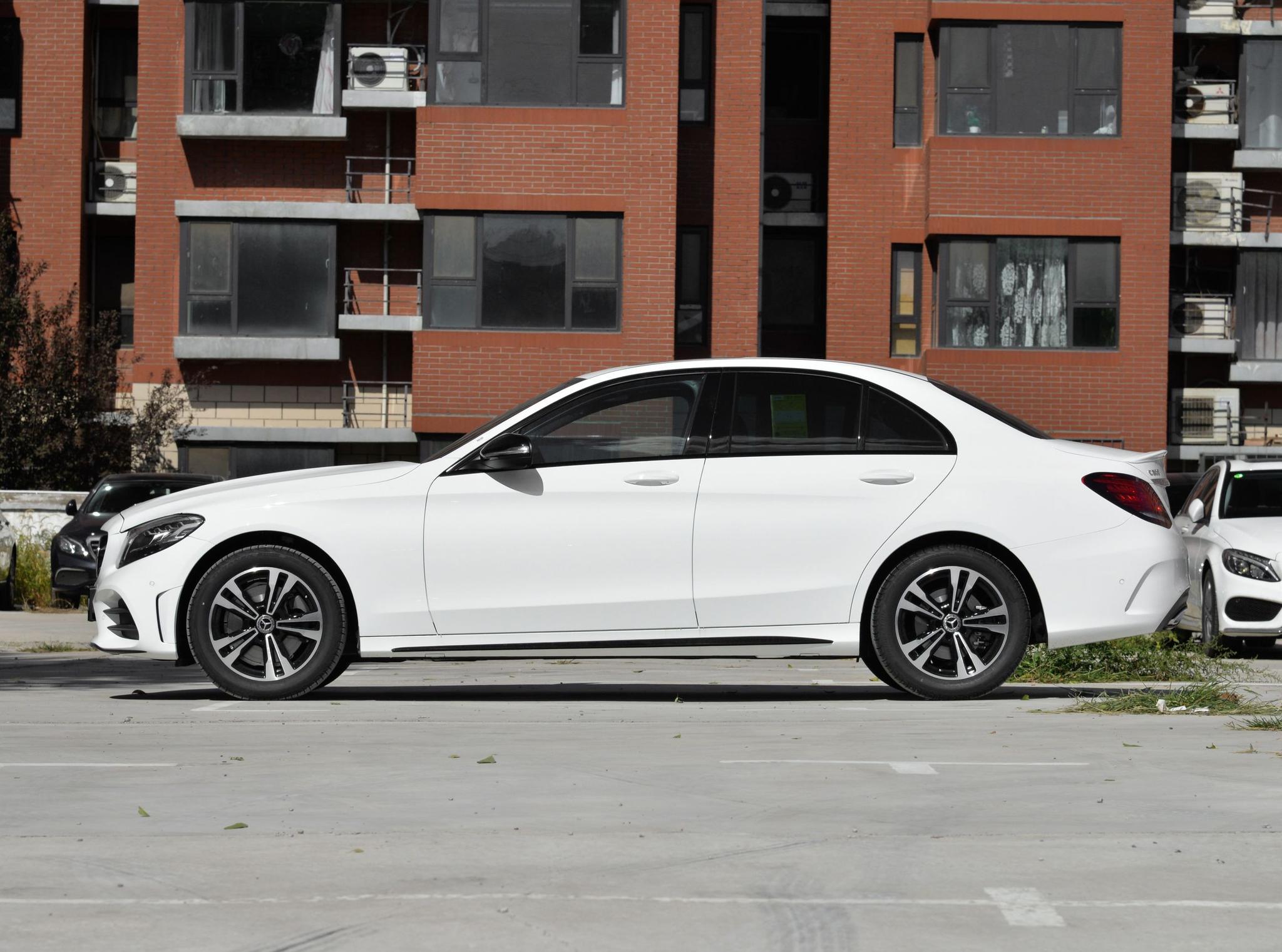 最高优惠89万奔驰c260l现在它不香嘛