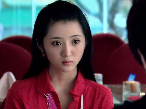 还记得《一起来看流星雨》的小渔吗?现在的她已经大变样啦