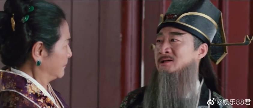 当华老爷会武功后，整个华府女仆遭殃了，华夫人还是那个味儿_新浪新闻