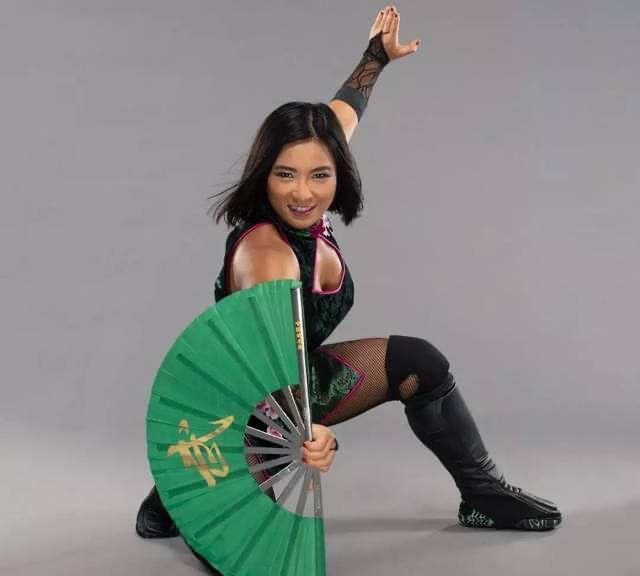 wwe中国女将李霞:身材健硕,大腿有纹身,将中国功夫带向世界