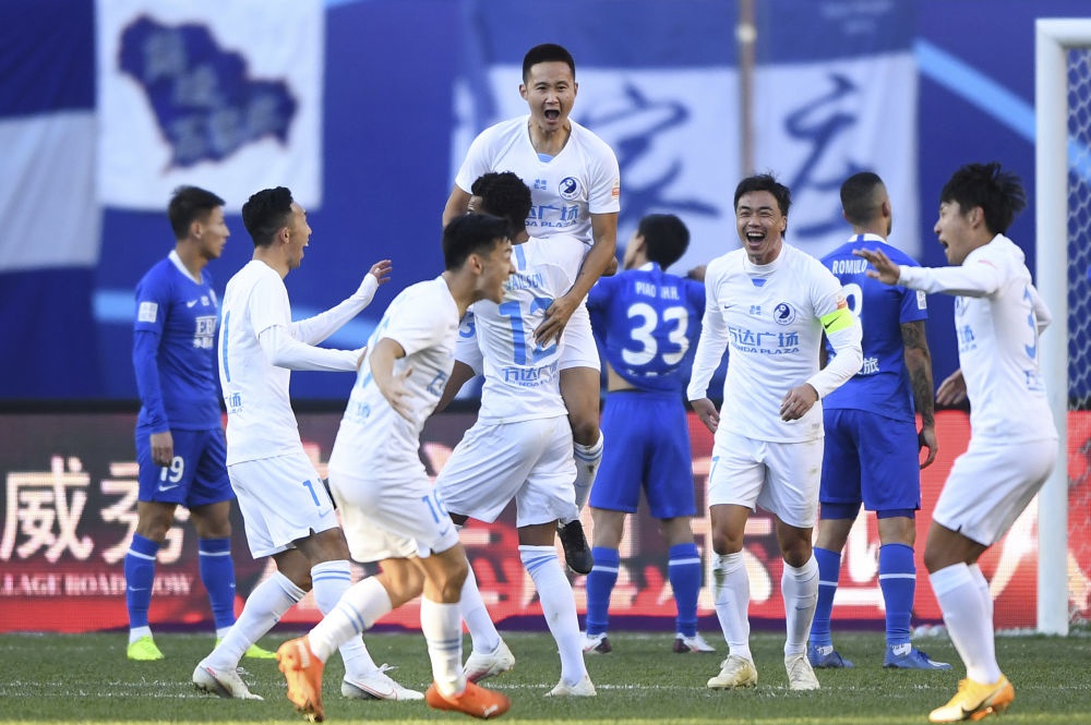 中超|大连人2:0战胜石家庄永昌保级成功