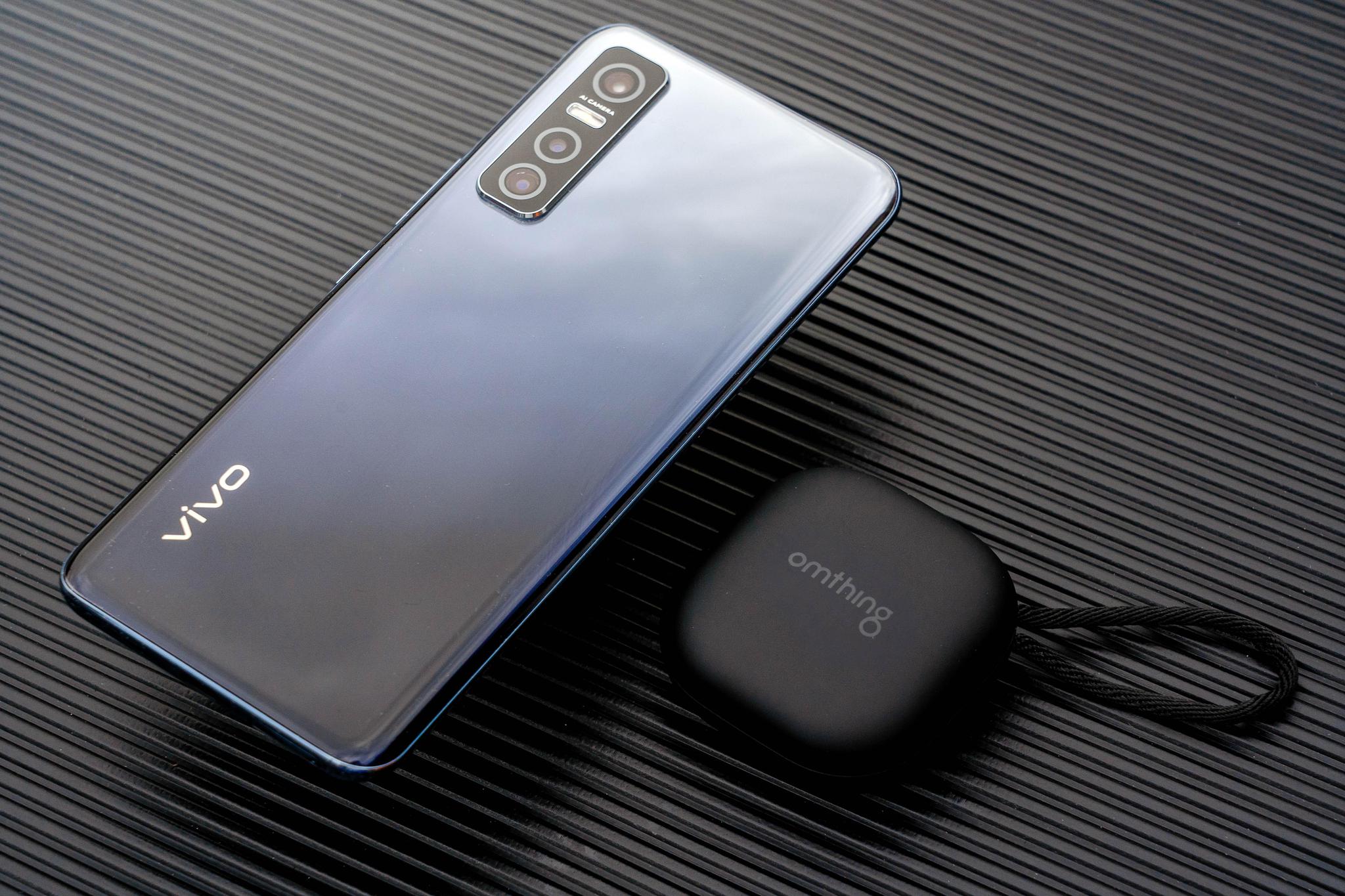 vivo新机y73s评测谁说买手机一定要买旗舰机