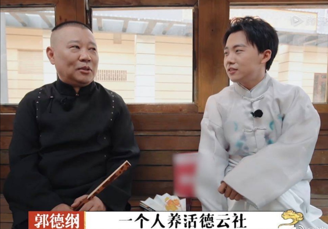 郭德纲是怎么探班郭麒麟的嘴硬心软不愿对视数落背后都是爱