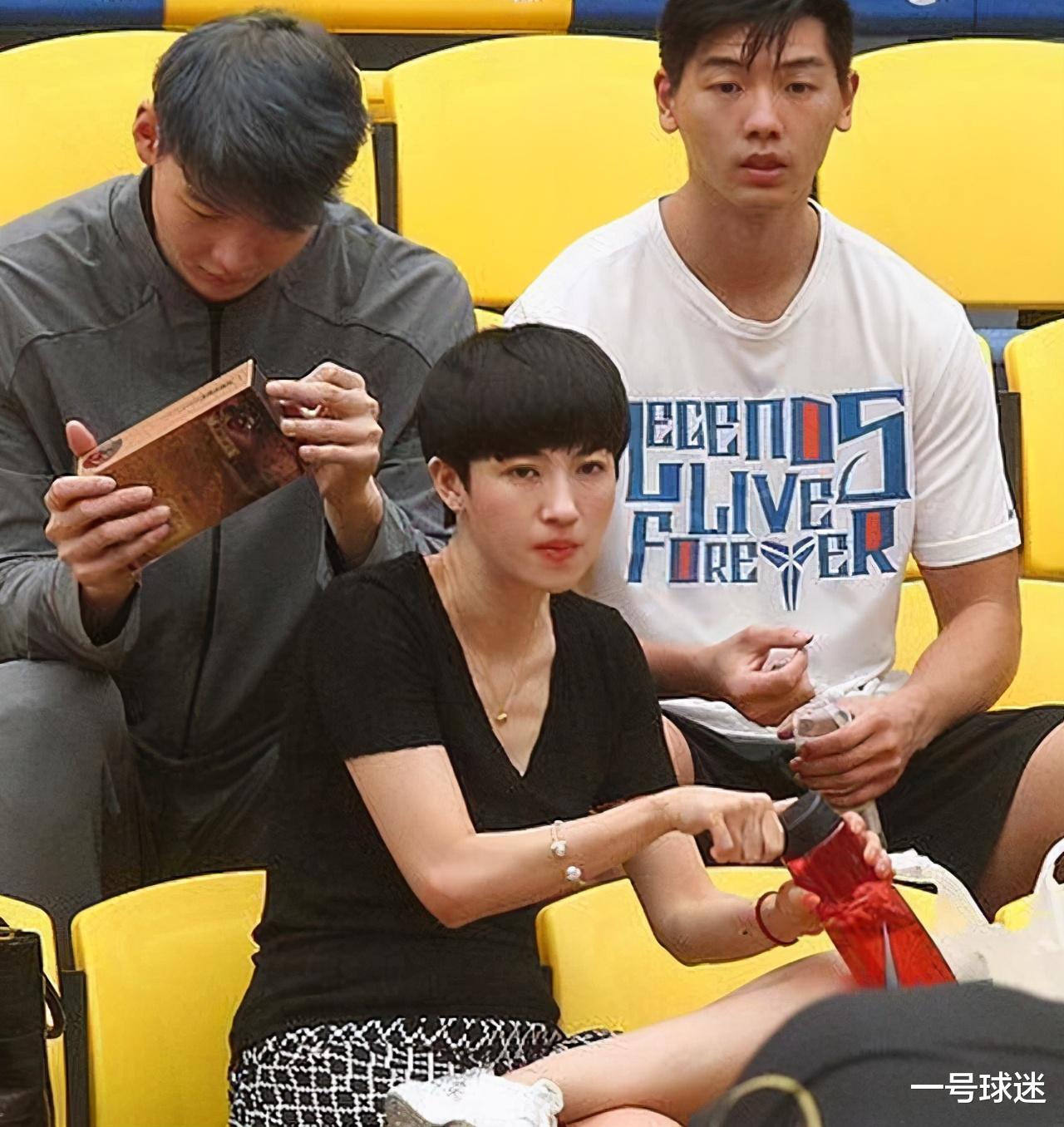 曝王哲林交易条件福建队狮子大开口要2亿美女老板不想他走