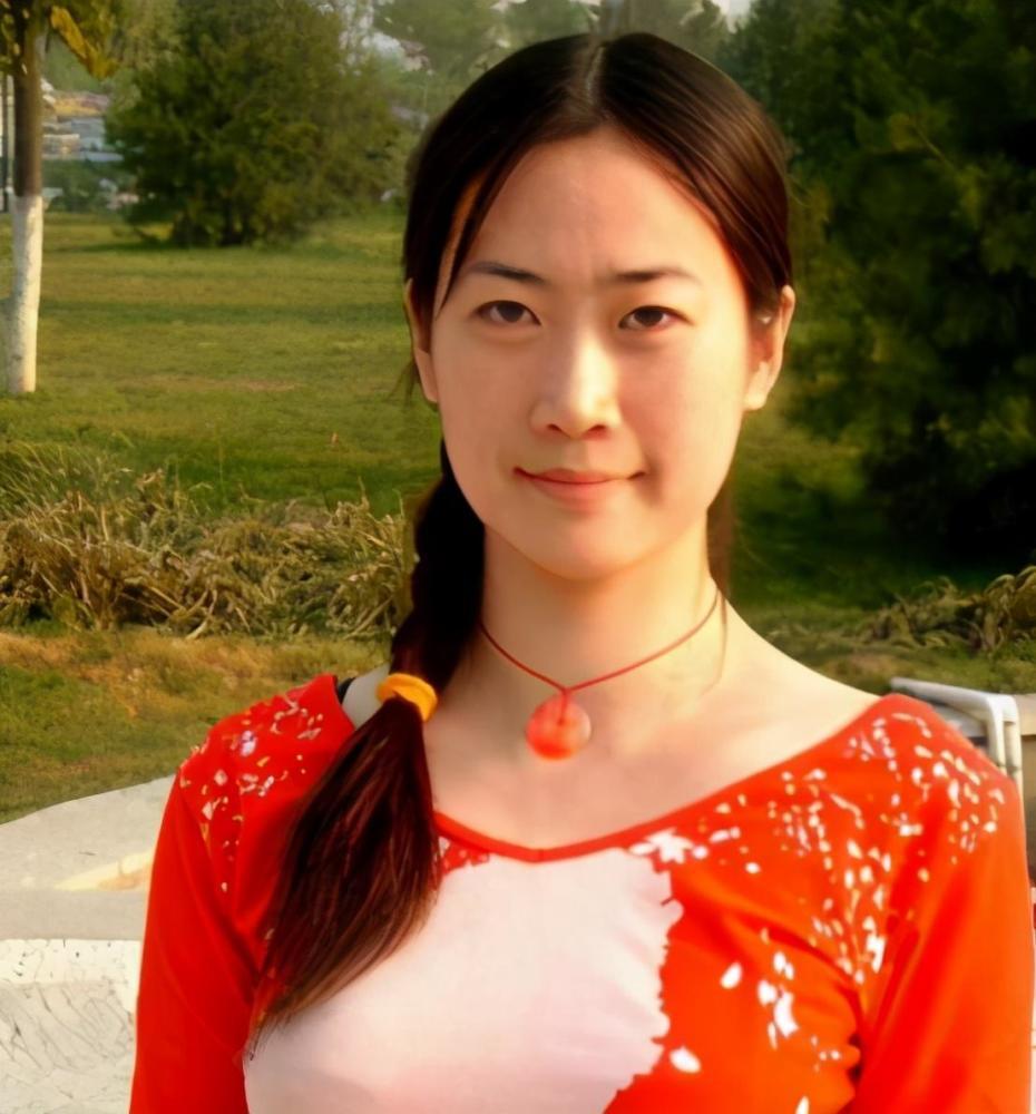 43岁芙蓉姐姐近照曝光,网红变富婆,嘲笑她的网友沉默了