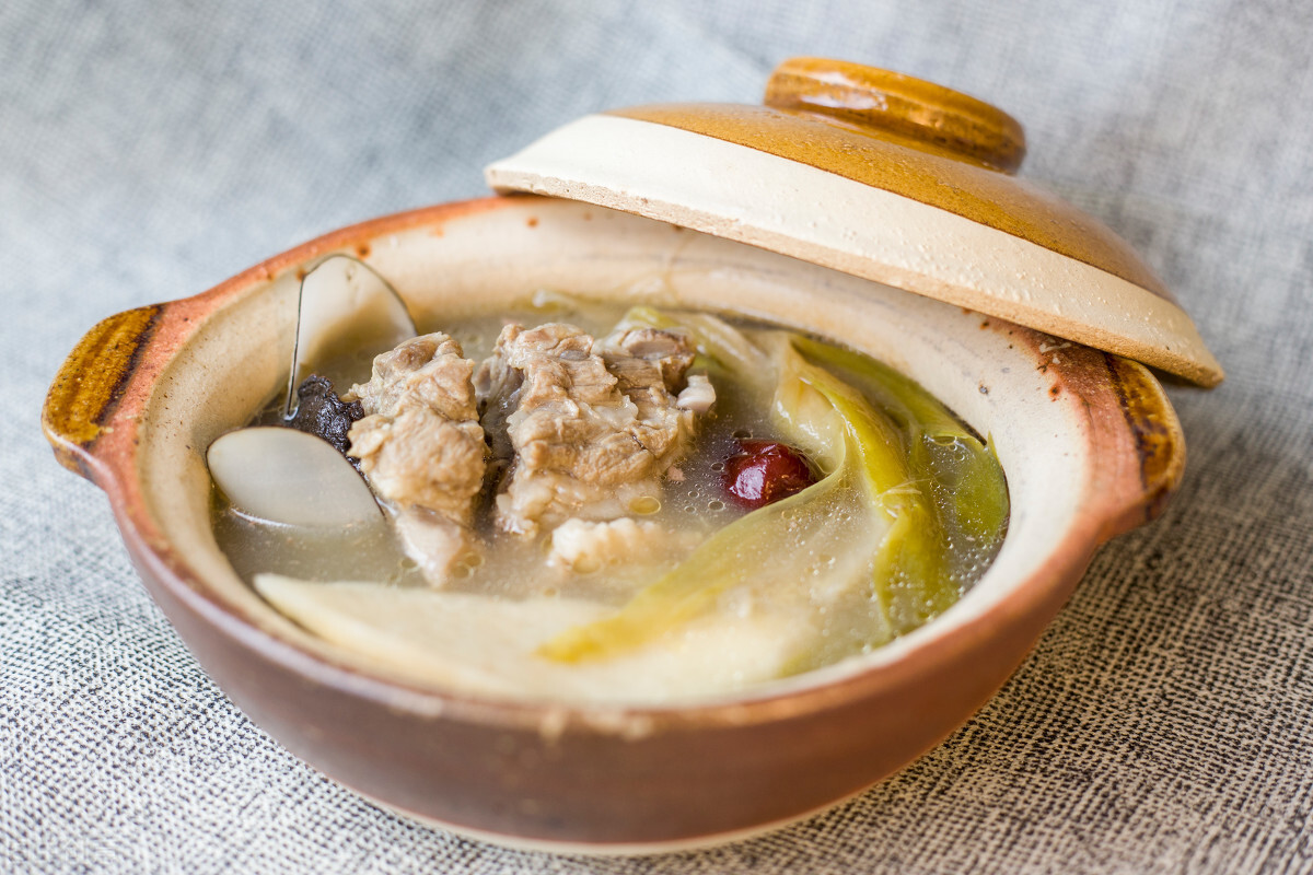 炖排骨别放胡椒粉,放了等于白炖,难闻又没营养,浪费一锅汤