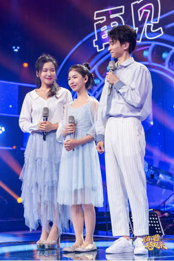 嗨唱转起来2收视飘红口碑爆棚组合嘉宾带来双重快乐