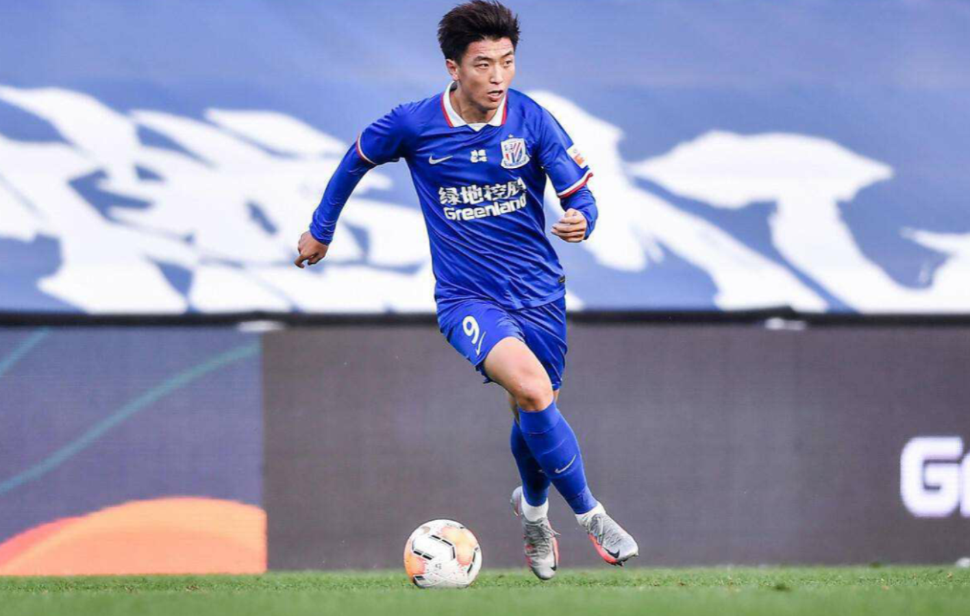 一脚天堂一脚地狱杨旭痛哭让人心酸申花质变得感谢周军