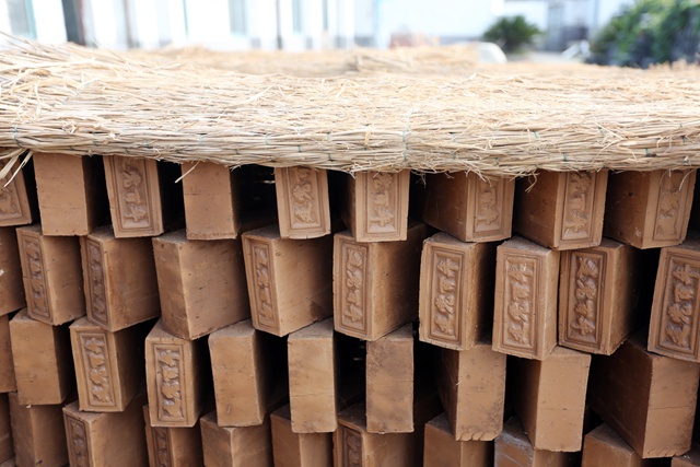 嘉善干窑:首批"建党百年"纪念砖出窑