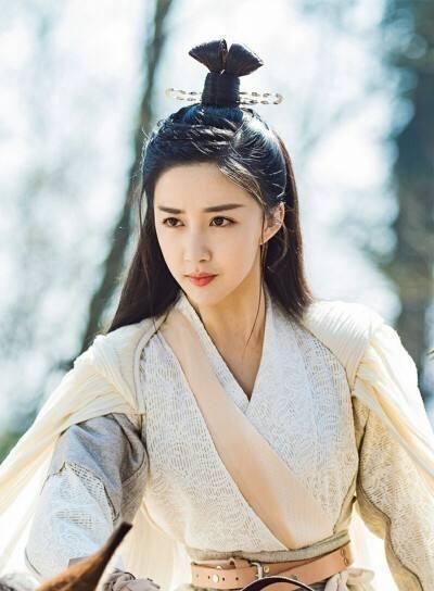 迷人的殷素素陈欣予