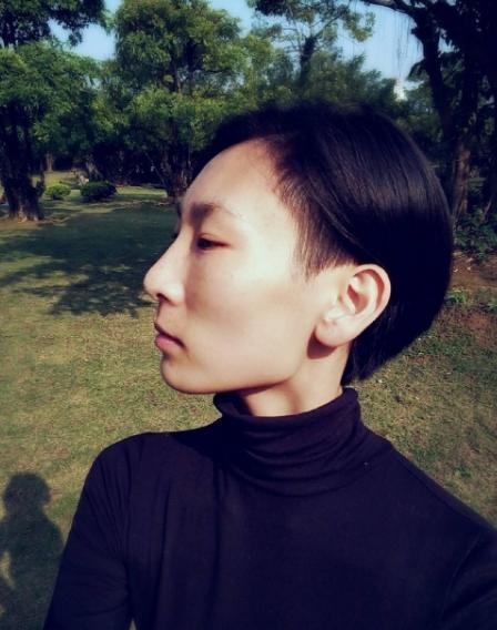 都不温不火,终因《小女花不弃》走红|小女花不弃|贺勋|长相_新浪新闻