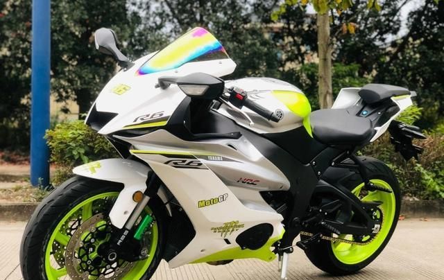 1比1仿制雅马哈r6国产珠峰摩箭500亮相双缸水冷售价不到3万