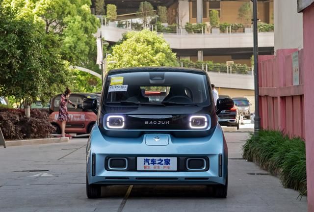 又一款微型电动车出现 新宝骏e300外观俘获人心-新浪汽车