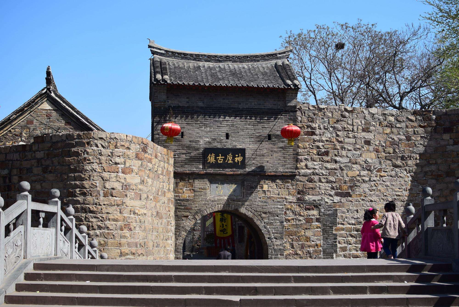 河南历史悠久的古镇,古韵悠悠极具特色,景色优美游客好评满满