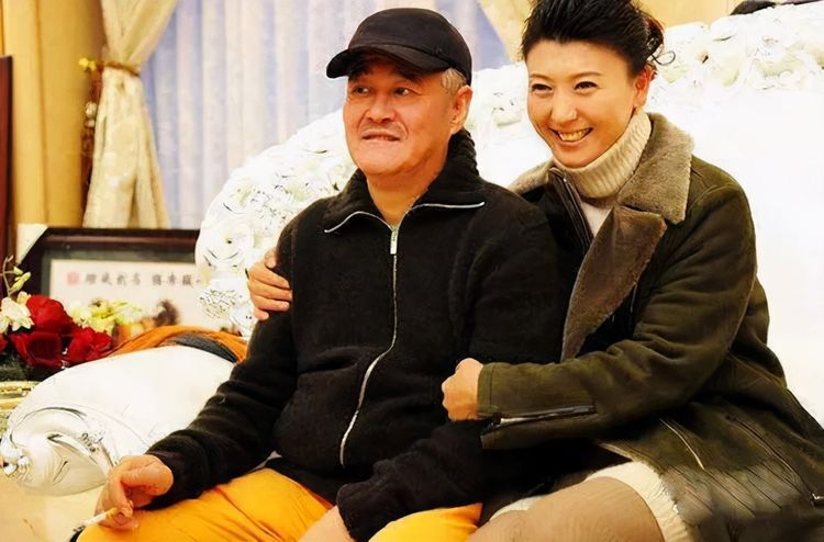 46岁为现老公生二胎,征求前夫女儿同意|刘老根|闫学晶|前夫_新浪新闻