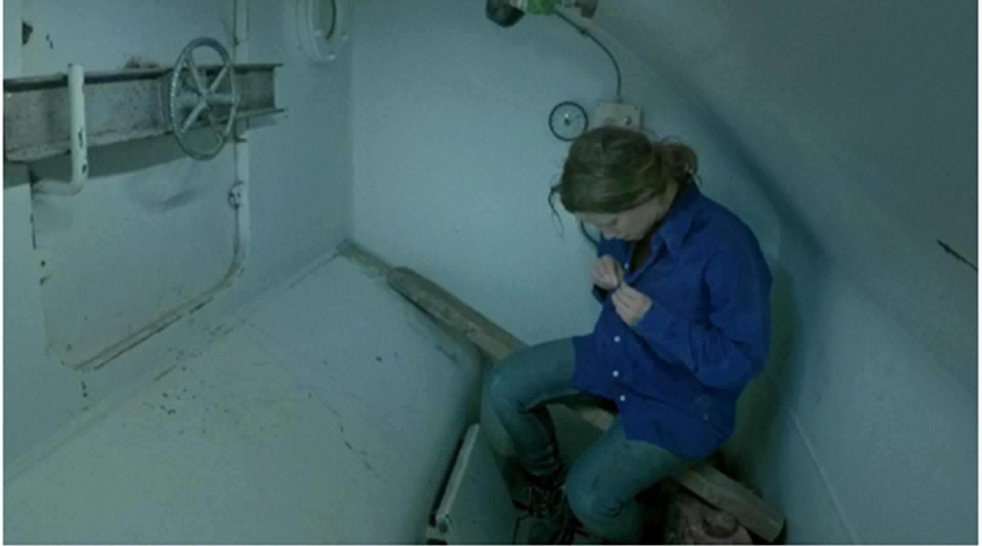 灾难片《隧道惊魂》 2男1女被困隧道,在没有任何约束的空间