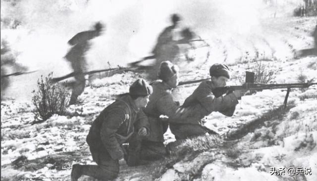 我爷爷和战友，打死美军团长，缴北极熊团旗，炊事班当蒸笼布休闲区蓝鸢梦想 - Www.slyday.coM