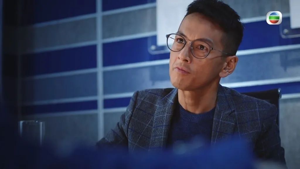 tvb资深男星晒黑白照暗示离巢:需作出重要决定|吴家乐|何远恒|忠忠