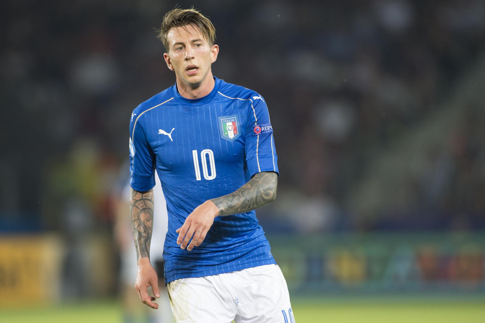 巴乔接班人屈就左后卫?意大利伟大左后卫其实踢不了10号被淘汰