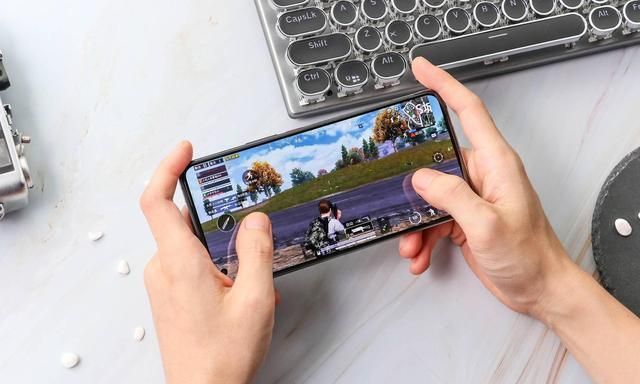 iqoo5玩lol手游,iqoo玩英雄联盟手游