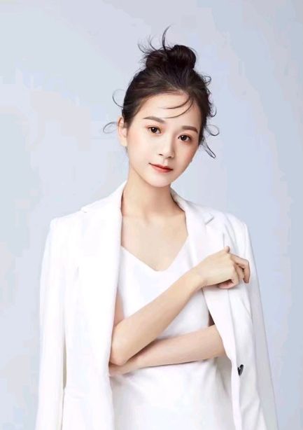 "青年创业家"张曼如人设崩塌,家产都是伪造的,还是假名媛?