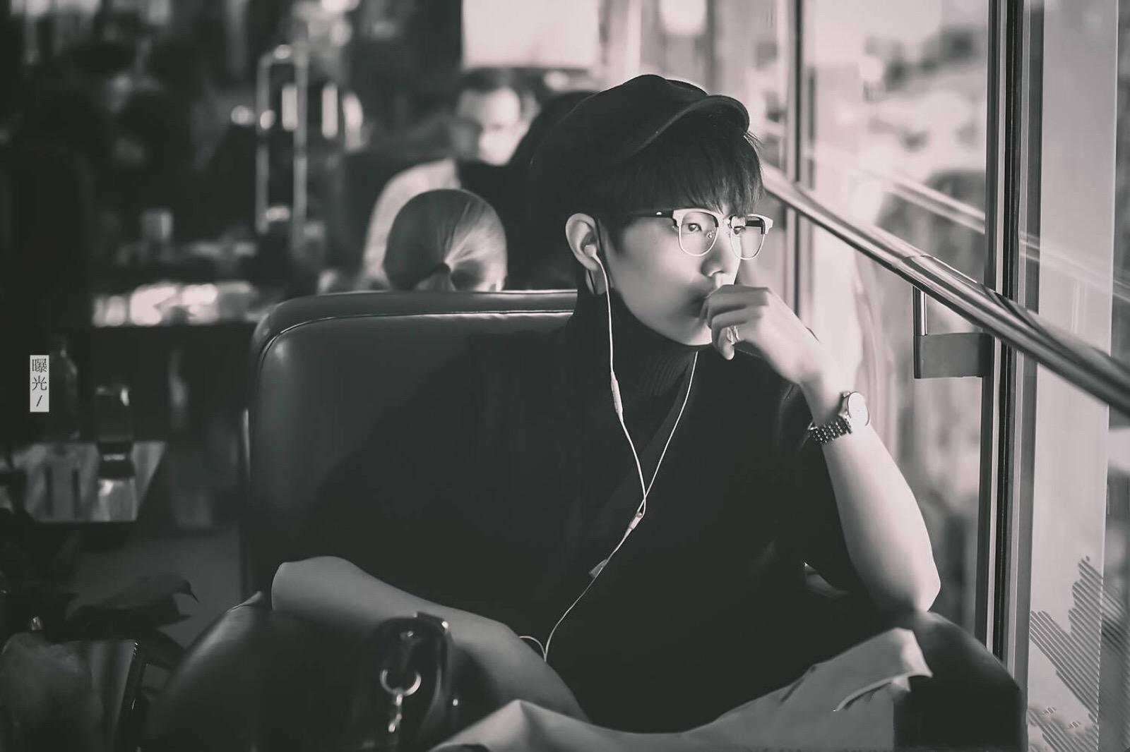 肖战再次获得官媒力挺,空降重阳节晚会!可工作室的做法很卑微!休闲区蓝鸢梦想 - Www.slyday.coM 肖战再次获得官媒力挺,空降重阳节晚会!可工作室的做法很卑微!休闲区蓝鸢梦想 - Www.slyday.coM