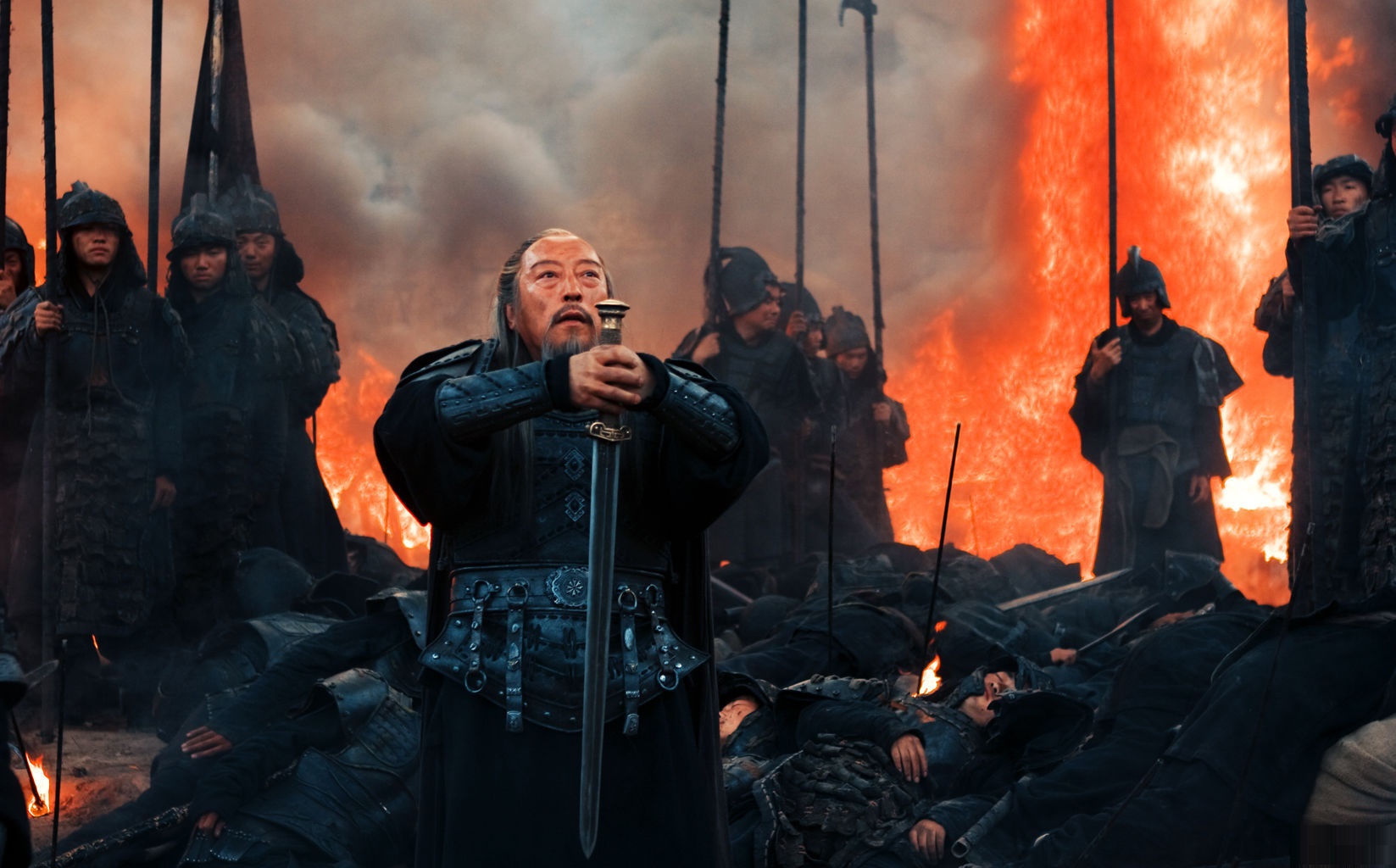 司马懿早已识破空城计,为何还撤军?专家:不撤军才是自取灭亡