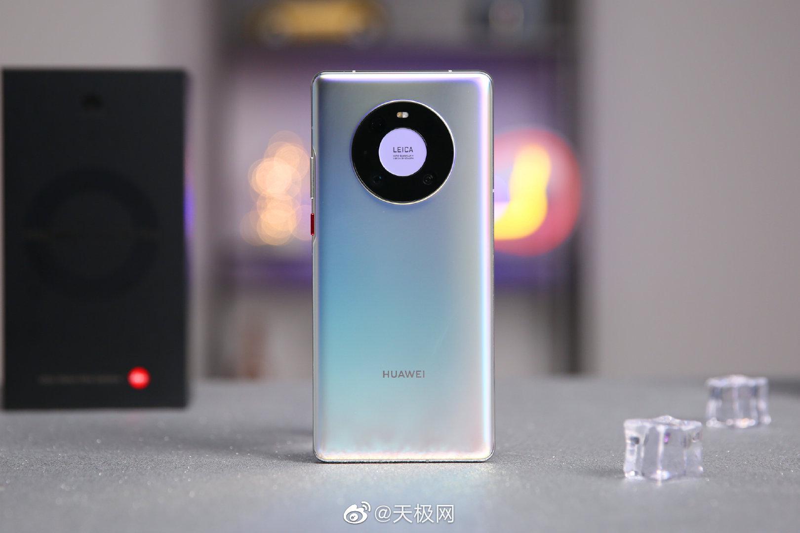 华为mate40有几种颜色,华为mate40颜色 华为mate40pro秘银色图赏来一波感受变幻莫测的神秘色彩
