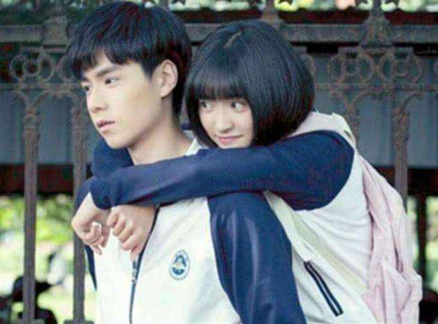 高二学生跳河轻生，家属称因早恋被班主任针对，遗书曝光引人深思休闲区蓝鸢梦想 - Www.slyday.coM