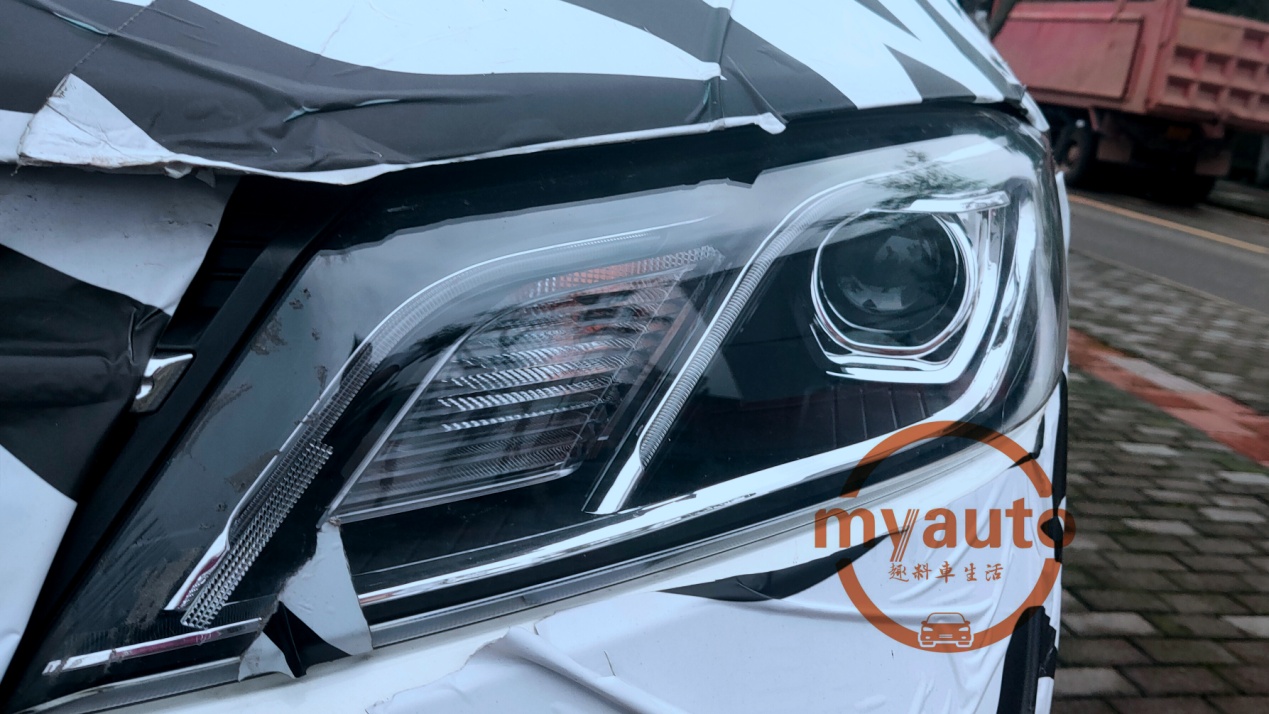 东风风光"f527"谍照减配 更多细节曝光锁定宝骏730