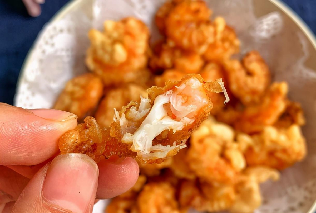 脆皮椒盐虾仁,外酥里嫩,一口一个超过瘾