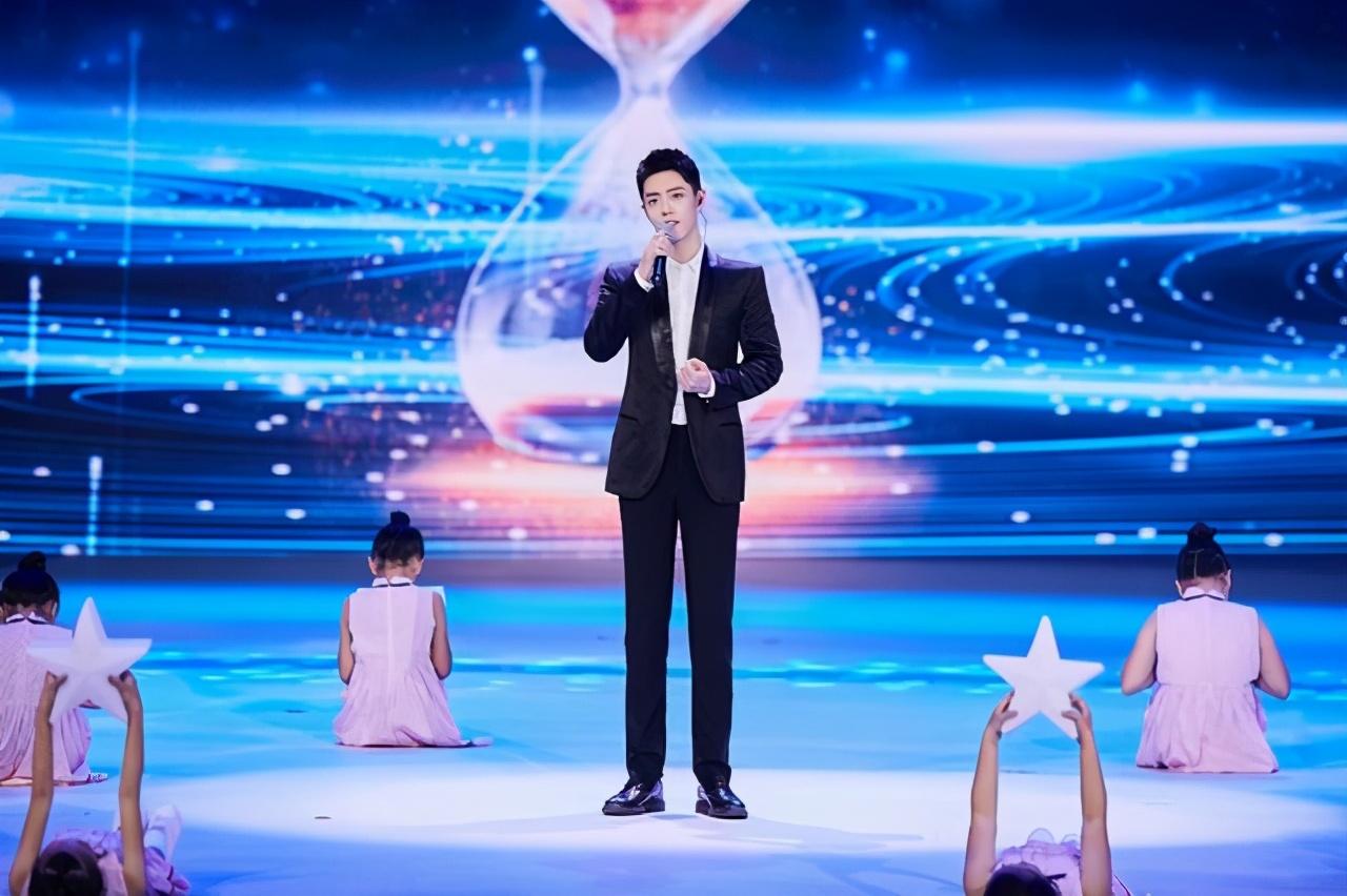 肖战再次获得官媒力挺,空降重阳节晚会!可工作室的做法很卑微!休闲区蓝鸢梦想 - Www.slyday.coM 肖战再次获得官媒力挺,空降重阳节晚会!可工作室的做法很卑微!休闲区蓝鸢梦想 - Www.slyday.coM