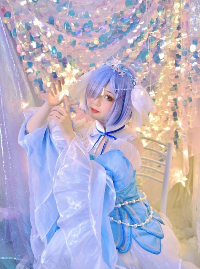 非常不错的三组日本人气动漫角色雷姆cosplay作品造型可爱