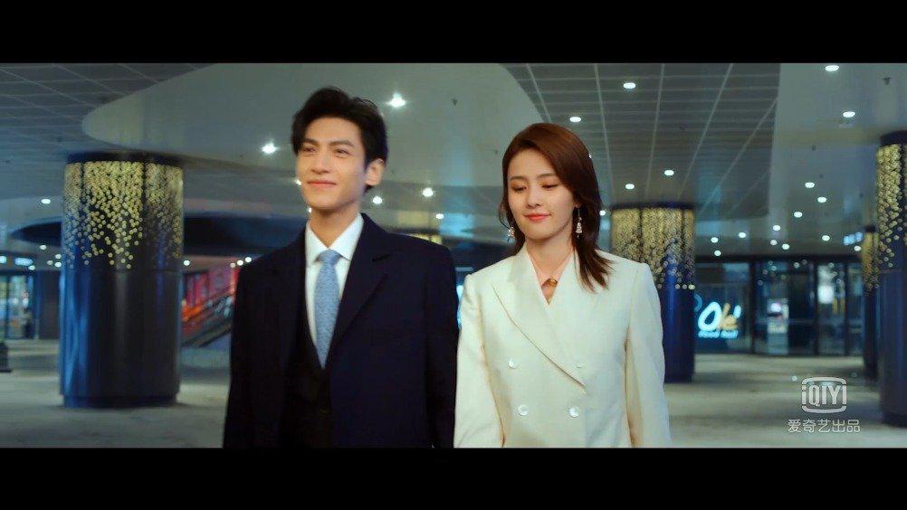 袁帅这是什么神仙男朋友,从背后突然出现抱住江君说小傻瓜不管你走到