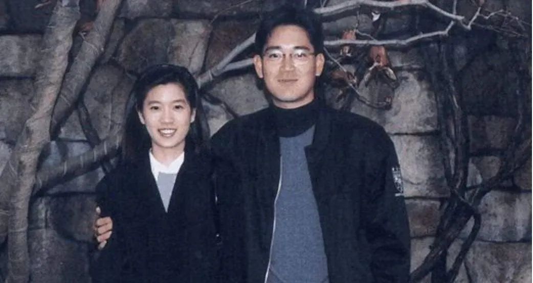 一豪门太子妃的故事比继承大战精彩……|李健熙|林世玲|韩元_新浪新闻