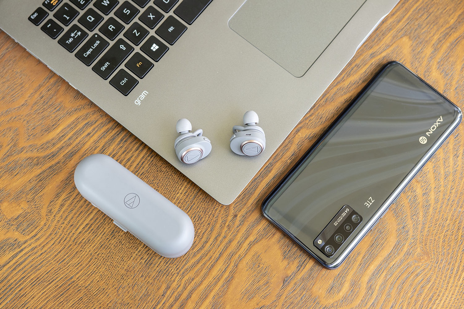 高品质真无线耳机上手,来自音频大厂的铁三角ckr7tw