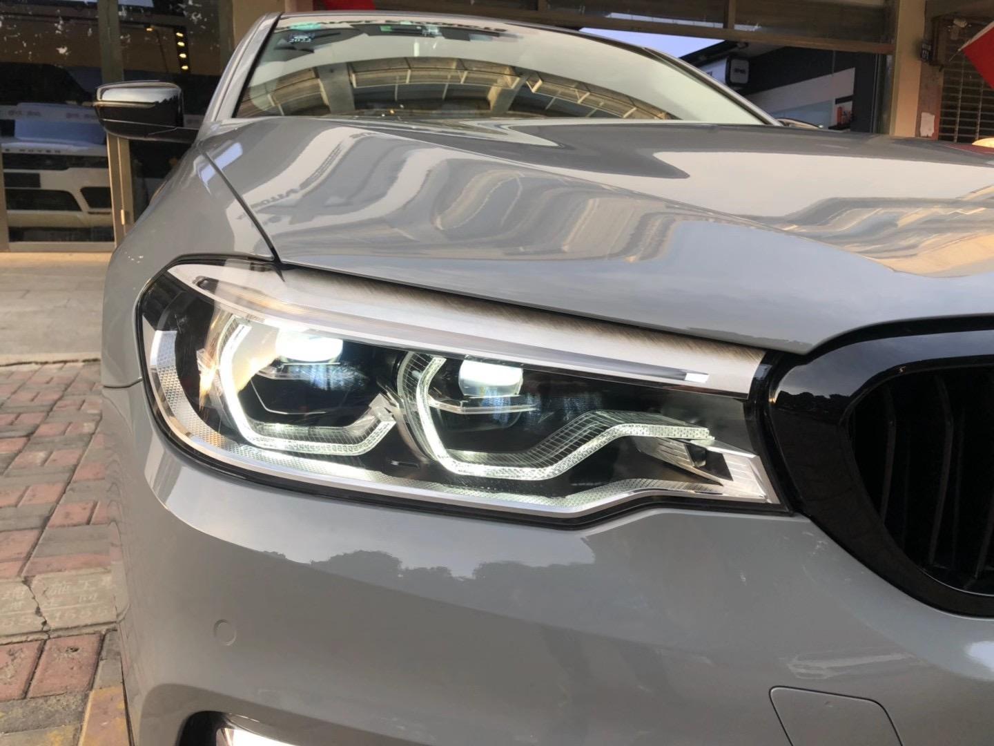 宝马五系改原厂勺子大灯,宝华韦健音响石家庄永诚