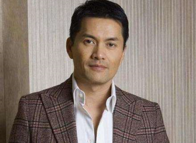 一婚娶周海媚二婚娶邝美云三婚娶富婆如今他成了男版邓文迪