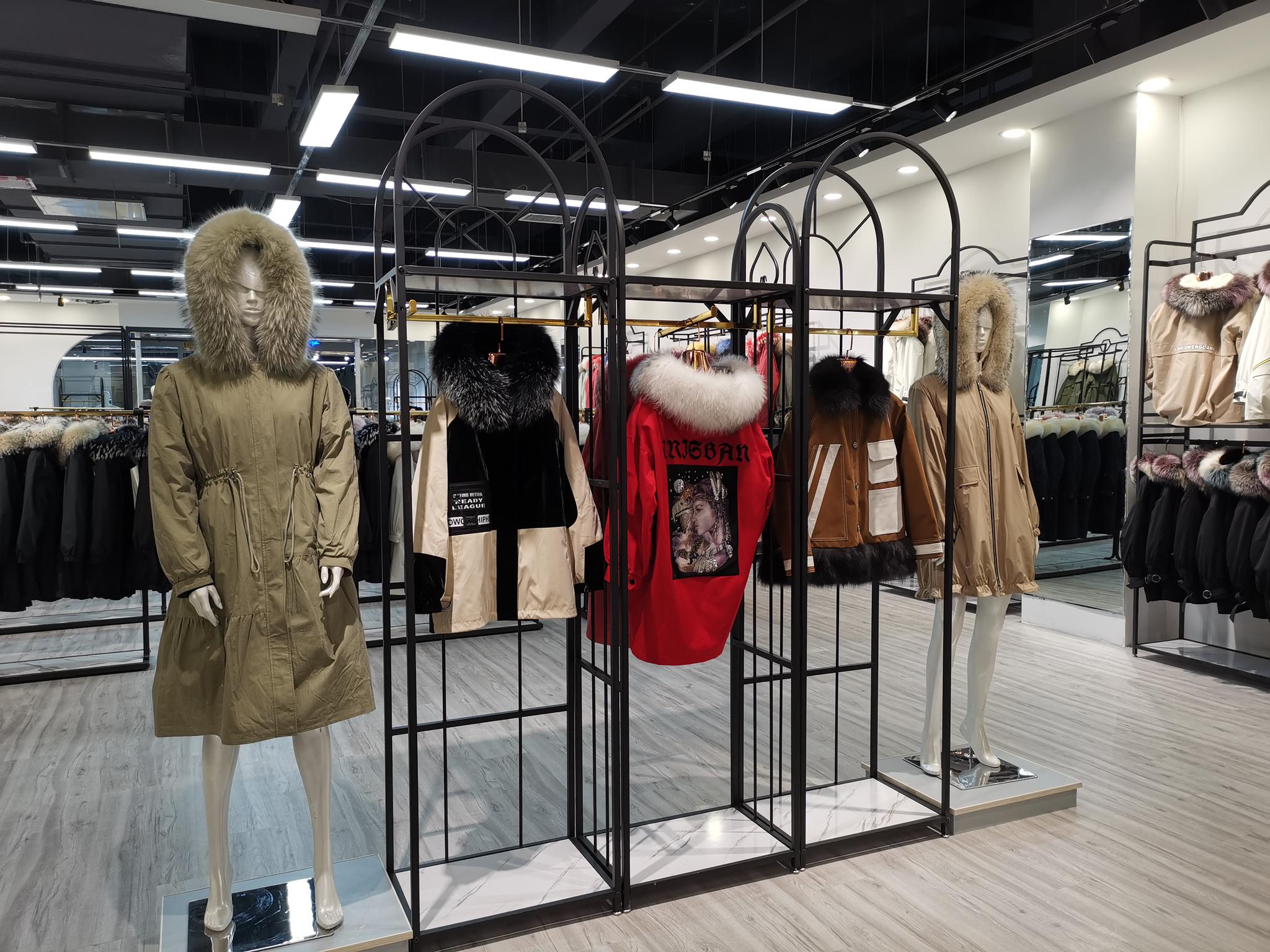 内蒙古集海国际皮草城入驻青城 家门口就能买到世界名牌皮草